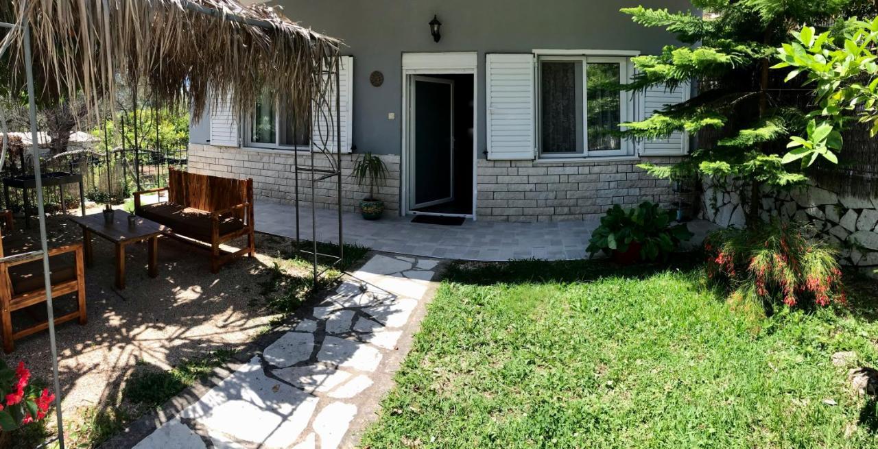 Captain Michalis House Parga Exterior photo